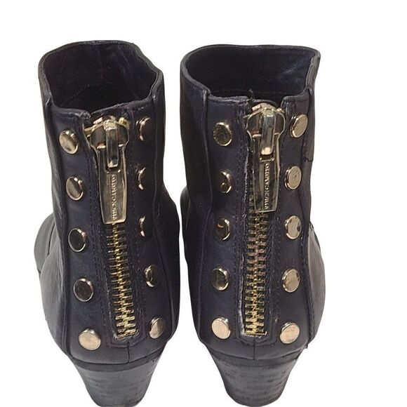 VinceāCamutoāSzā6Ā ZipāBackāBooties - Picture 9 of 16